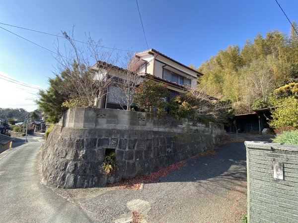 大牟田市岬 2階建住宅のサムネイル